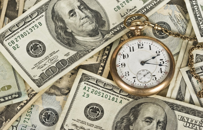 Meet The Top 5 Wage & Hour Compliance Essentials Employers Need To Know In 2022